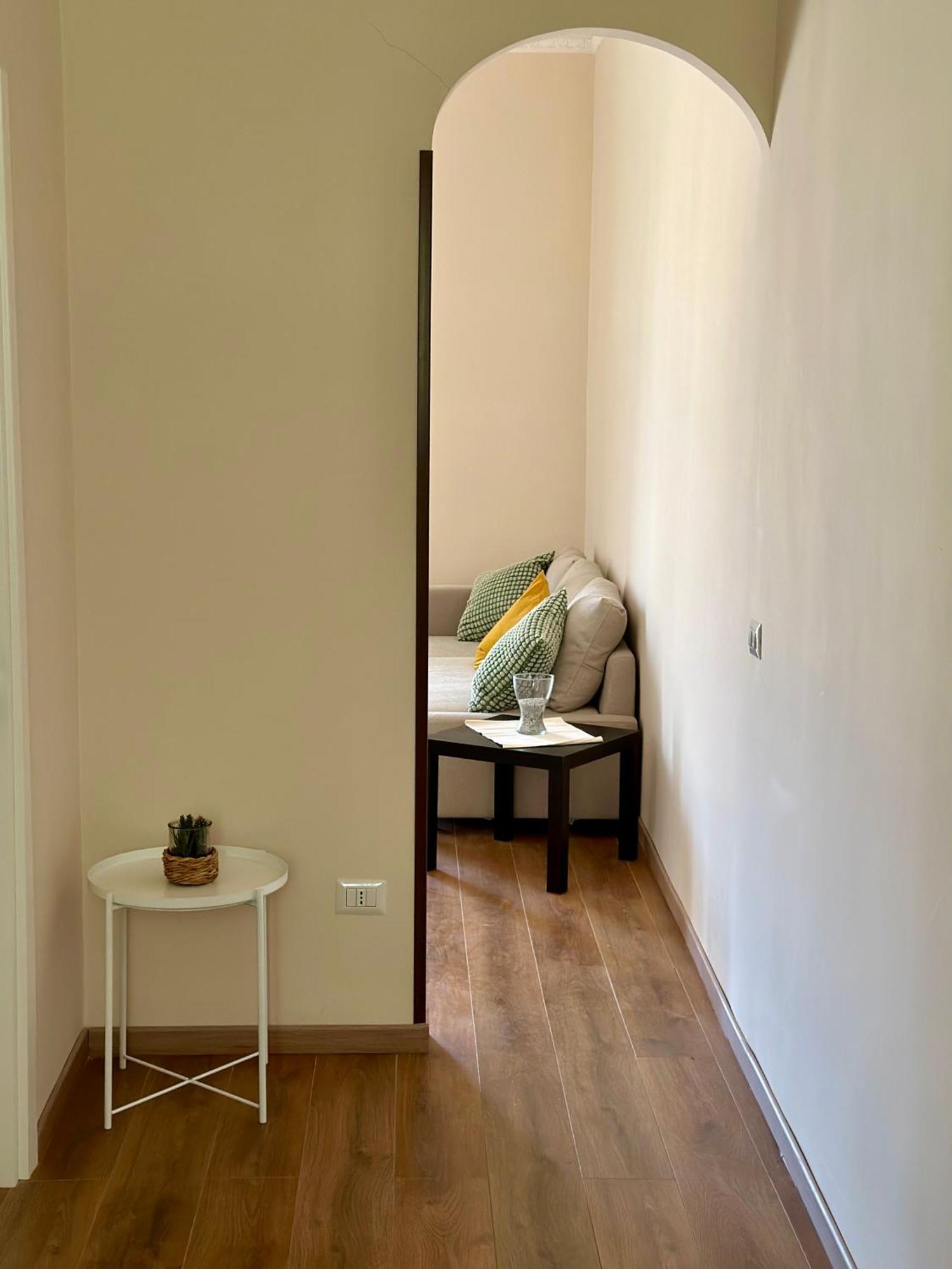 Napule House - Napoli Appartamento In Centro Экстерьер фото